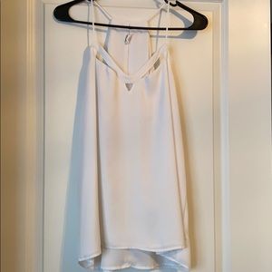 Express white tank